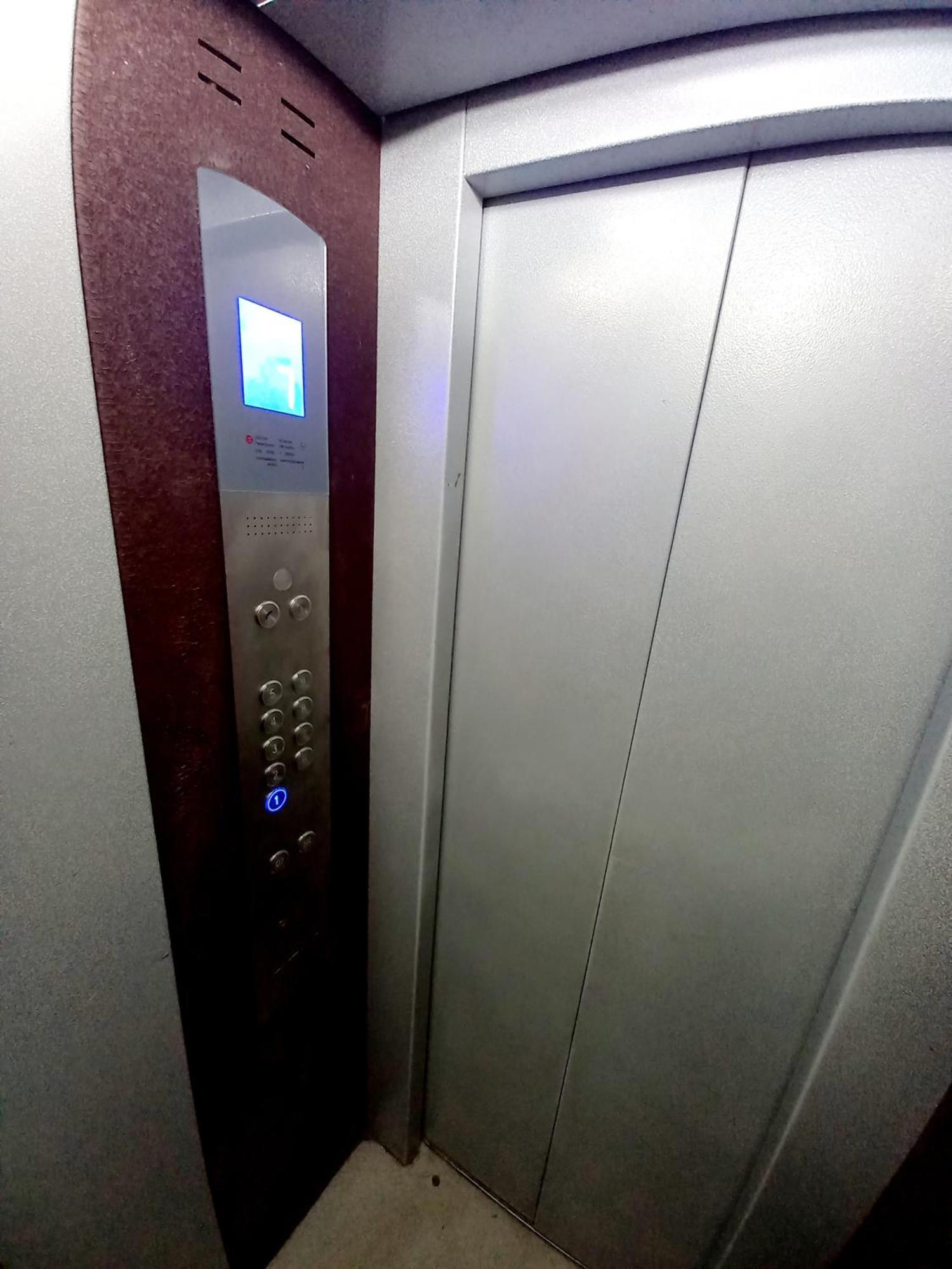 "Картина Горных Вершин" Квартира- "Mountain View" Apartment Almaty Esterno foto